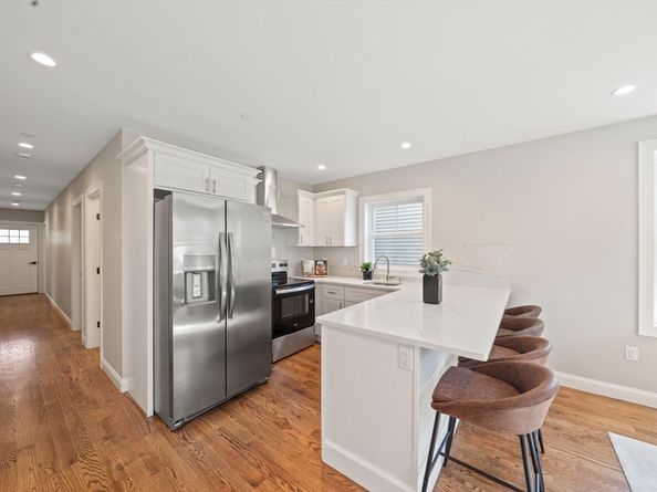 52 Bellevue St 1, Boston MA 02124