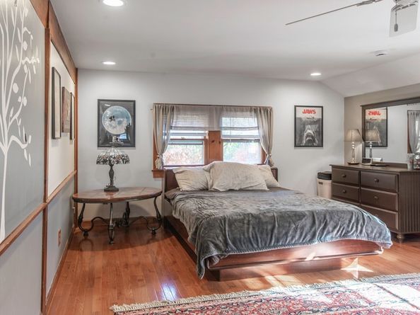 39 Central St, Middleton MA 01949