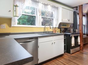 39 Central St, Middleton MA 01949