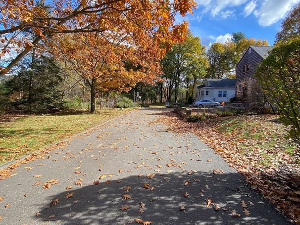 39 Central St, Middleton MA 01949