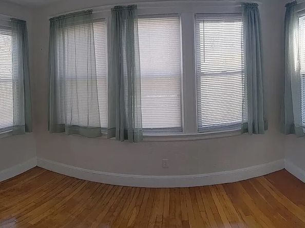 124 Selden St, Boston MA 02124