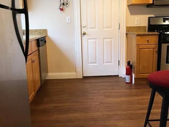 124 Selden St, Boston MA 02124