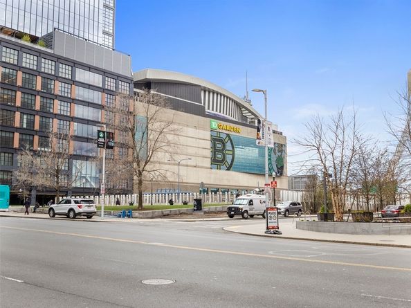 234 Causeway Street U702, Boston MA 02114