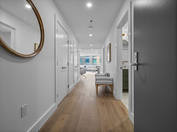 234 Causeway Street U702, Boston MA 02114