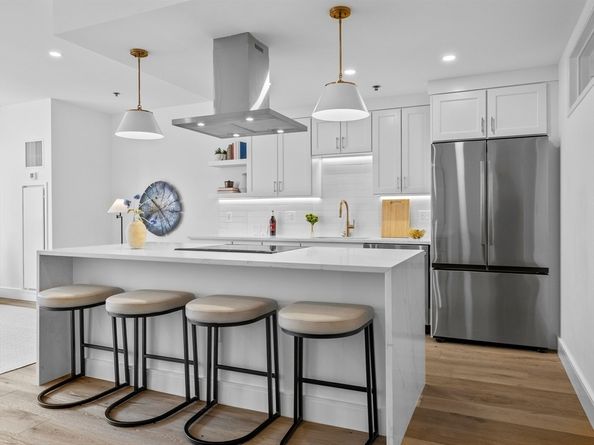 234 Causeway Street U702, Boston MA 02114