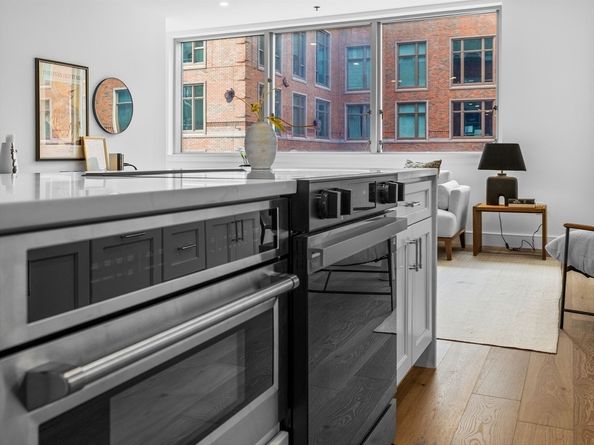 234 Causeway Street U702, Boston MA 02114