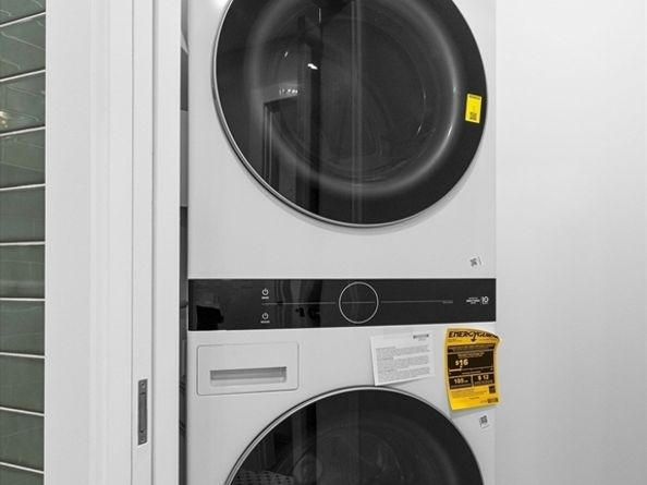 234 Causeway Street U702, Boston MA 02114