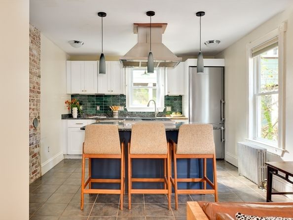 33 Line St 1, Cambridge MA 02138