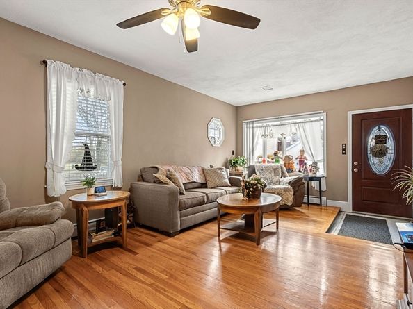 1 Ethel Ave, Peabody MA 01960