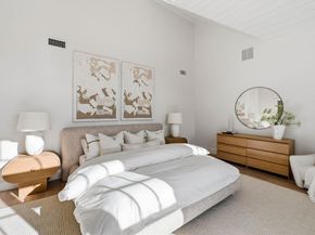 2 Beacon Hill Road, Marblehead MA 01945