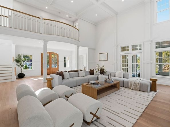 2 Beacon Hill Road, Marblehead MA 01945