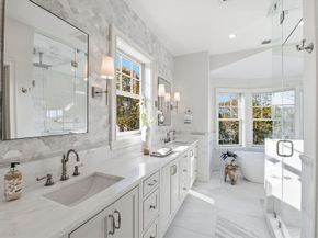 2 Beacon Hill Road, Marblehead MA 01945