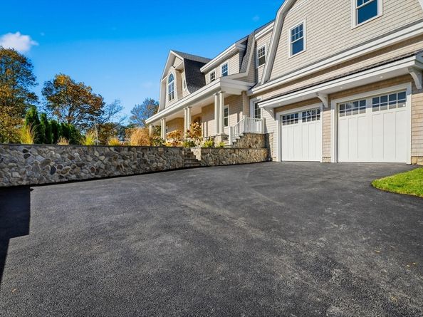 2 Beacon Hill Road, Marblehead MA 01945