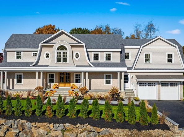 2 Beacon Hill Road, Marblehead MA 01945