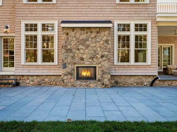 2 Beacon Hill Road, Marblehead MA 01945