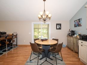 29 Dominion Rd, Worcester MA 01605