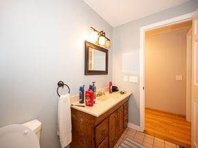 29 Dominion Rd, Worcester MA 01605