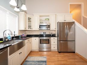 29 Dominion Rd, Worcester MA 01605