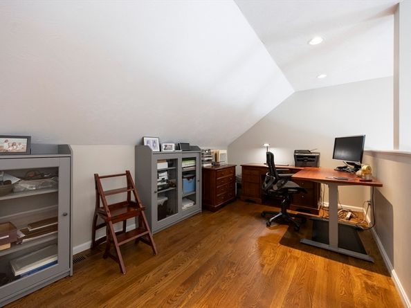 18 Tisdale Dr 18, Dover MA 02030