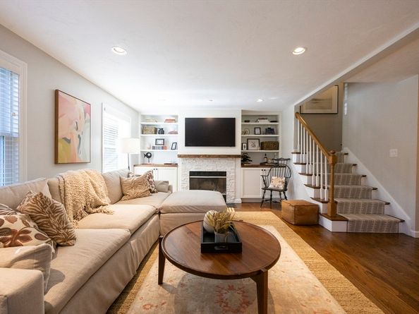 18 Tisdale Dr 18, Dover MA 02030