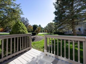 18 Tisdale Dr 18, Dover MA 02030