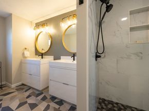 18 Tisdale Dr 18, Dover MA 02030