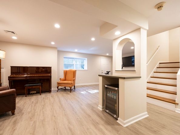 18 Tisdale Dr 18, Dover MA 02030