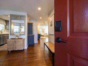 18 Tisdale Dr 18, Dover MA 02030