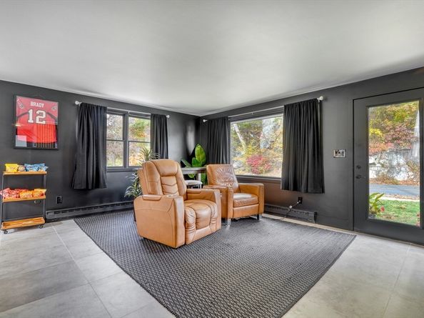 38 Appleton St, Saugus MA 01906