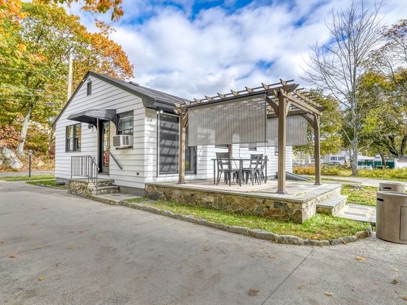 38 Appleton St, Saugus MA 01906