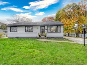 38 Appleton St, Saugus MA 01906