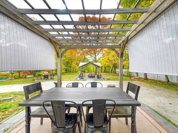 38 Appleton St, Saugus MA 01906