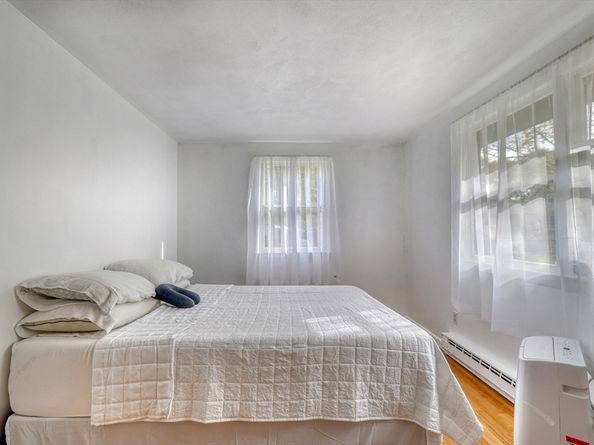 38 Appleton St, Saugus MA 01906