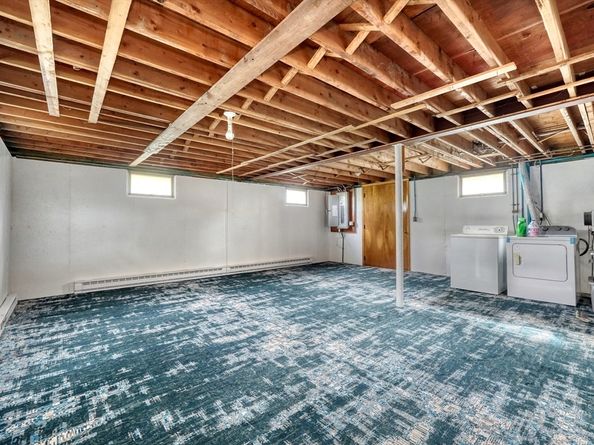 38 Appleton St, Saugus MA 01906