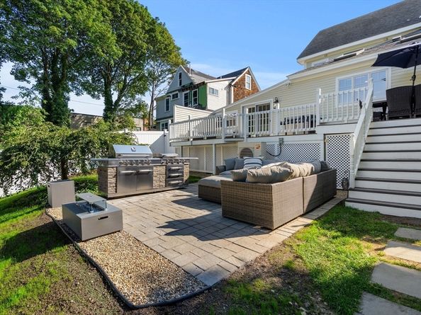 510 Merrimac St 510, Newburyport MA 01950