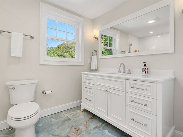 510 Merrimac St 510, Newburyport MA 01950
