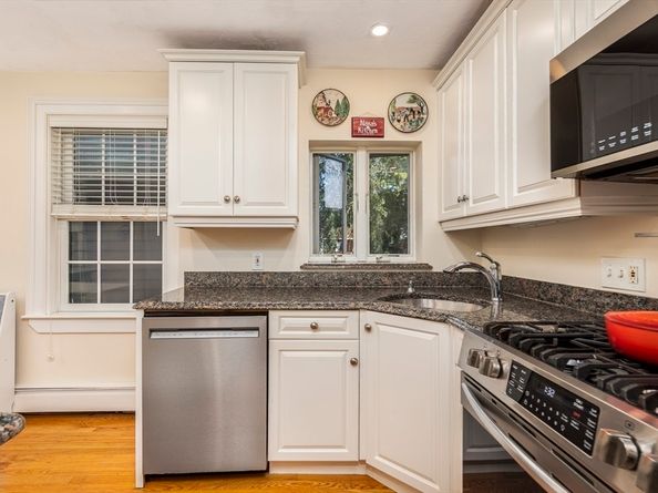 10 Andrew Street 2A, Salem MA 01970