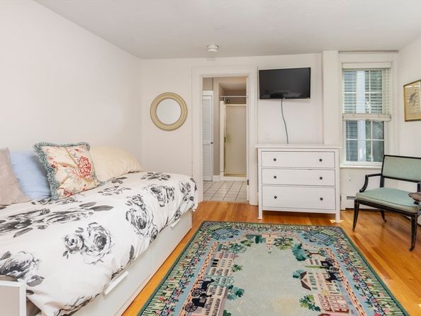 10 Andrew Street 2A, Salem MA 01970