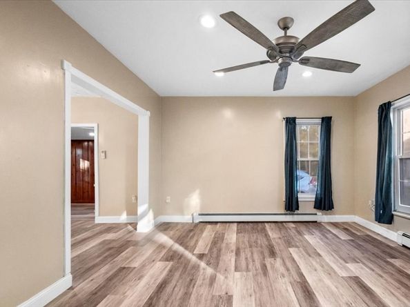 22 Charles Pl, Athol MA 01331