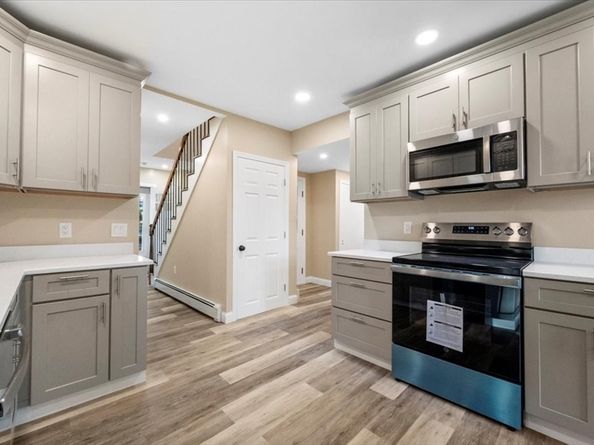 22 Charles Pl, Athol MA 01331