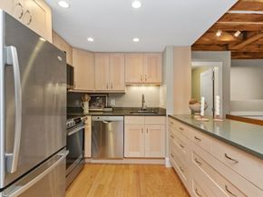 110-112 Commercial St 2, Boston MA 02109