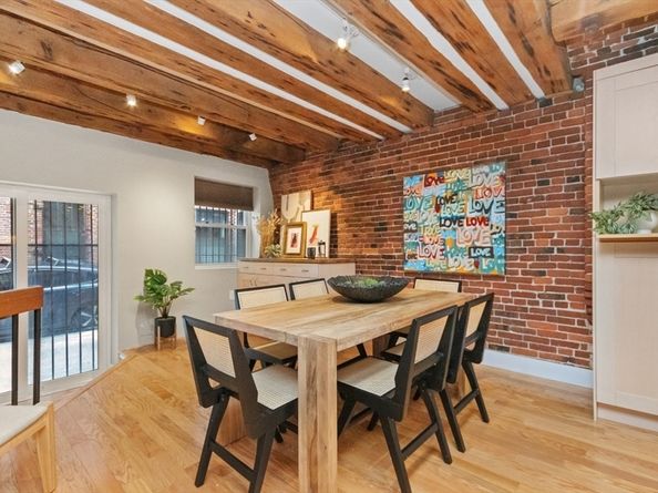 110-112 Commercial St 2, Boston MA 02109