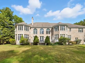 11 Elizabeth Way, Lynnfield MA 01940