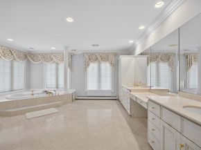 11 Elizabeth Way, Lynnfield MA 01940