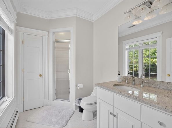 11 Elizabeth Way, Lynnfield MA 01940