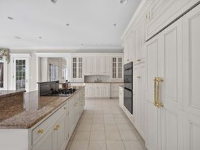 11 Elizabeth Way, Lynnfield MA 01940
