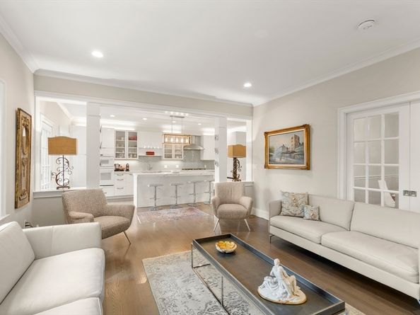 36 Troy Lane, Newton MA 02468