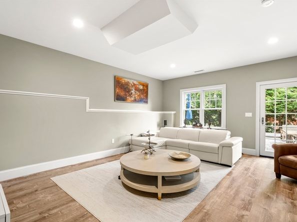 36 Troy Lane, Newton MA 02468