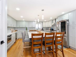 194 Worcester St, Grafton MA 01536