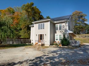 194 Worcester St, Grafton MA 01536